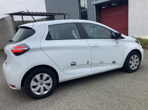 Renault Zoé électrique utilisée par Mobil’Ethic pour la mobilité partagée et solidaire